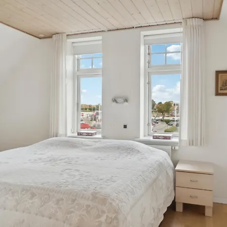 Nice Home In Nysted With House Sea View Ferienhaus Nysted