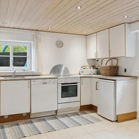 Nice Home In Nysted With House Sea View Ferienhaus Nysted